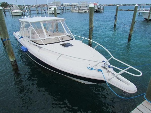 2000 INTREPID 366 CUDDY main photo
