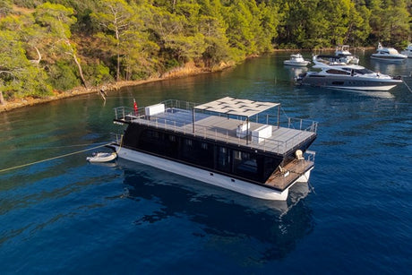 HOME CATAMARAN main photo